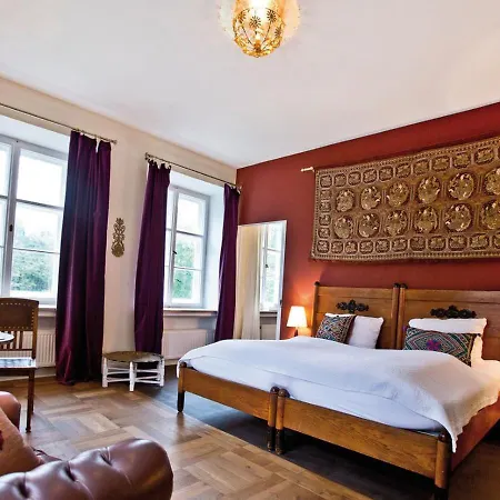 Naturschlosshotel Blumenthal 2*