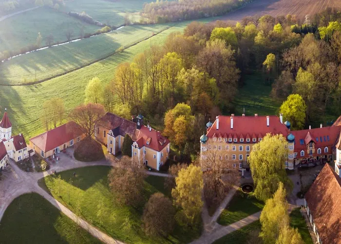 Hotell Schloss Blumenthal 3*