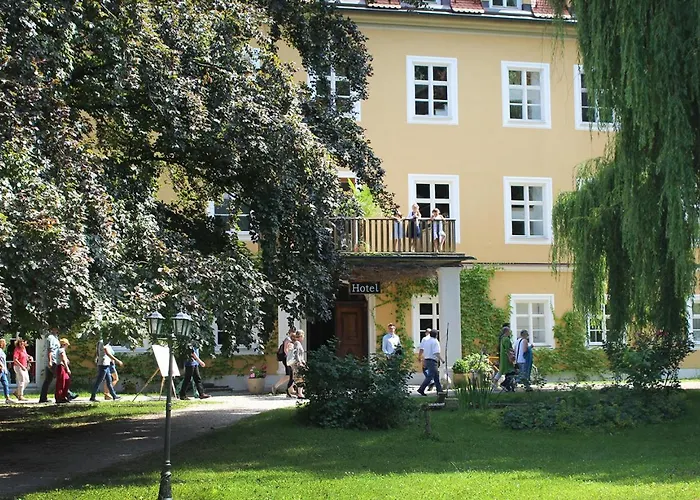 Schloss Blumenthal Hotell
